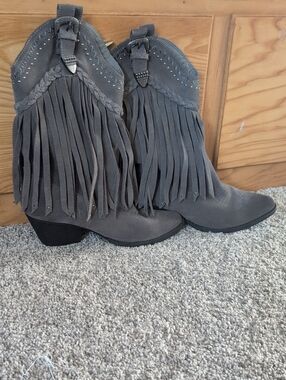 Nanamacs Fringe Western Cowgirl Boots - Gray